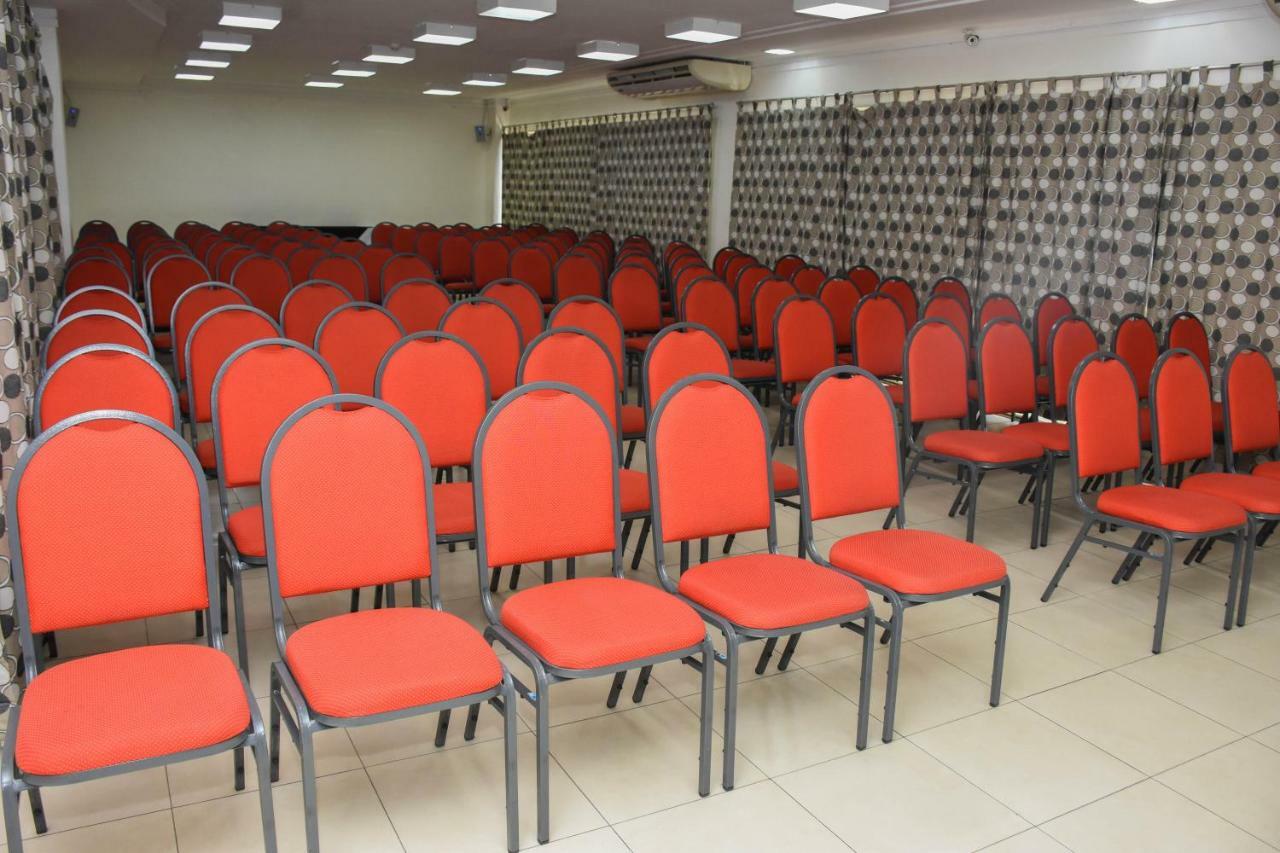 Larison Hoteis - Porto Velho Екстер'єр фото